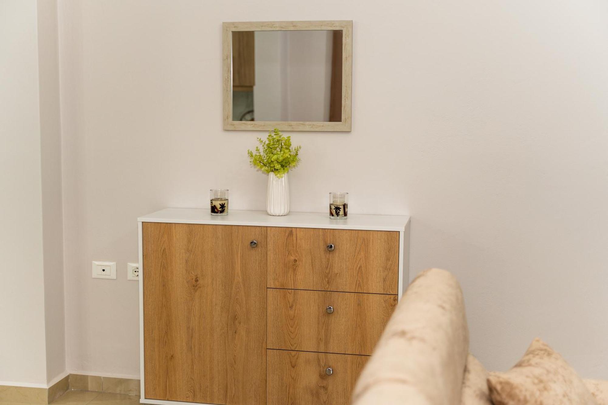 A&V Apartments Саранде Екстериор снимка