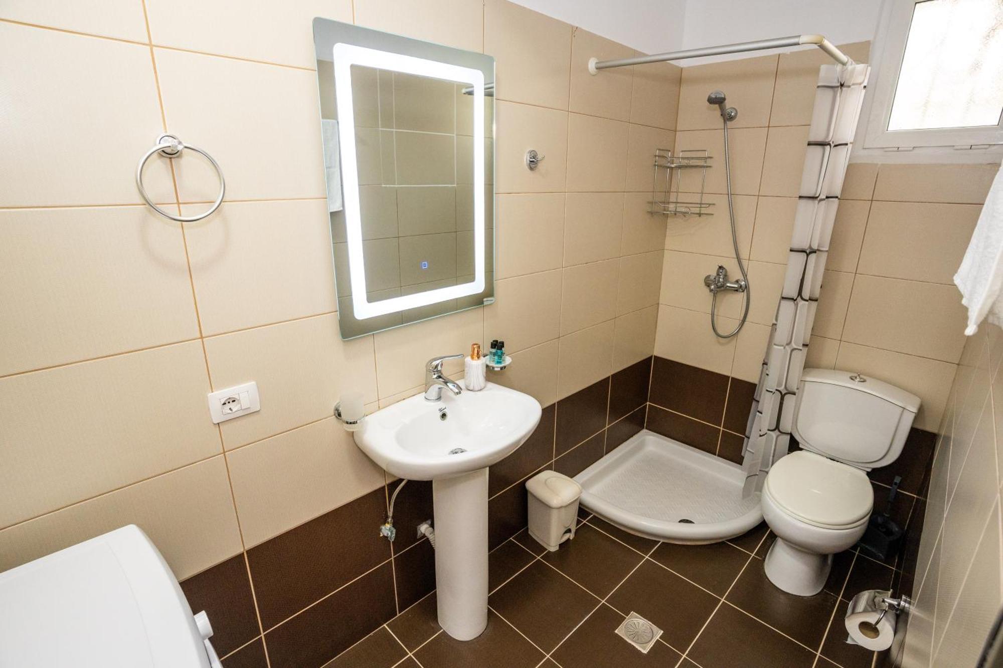 A&V Apartments Саранде Екстериор снимка