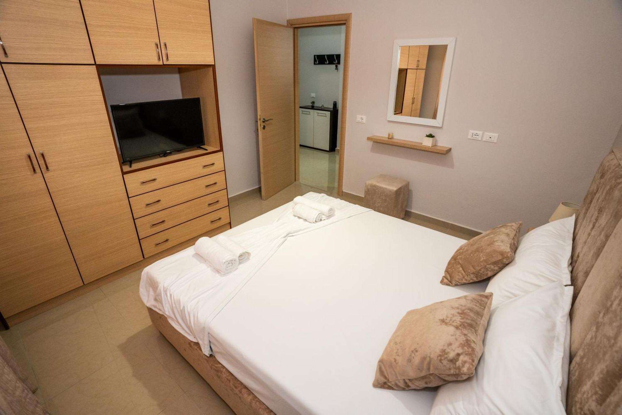 A&V Apartments Саранде Екстериор снимка