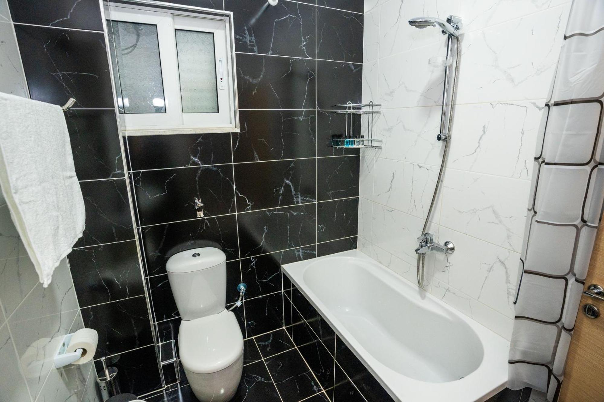 A&V Apartments Саранде Екстериор снимка